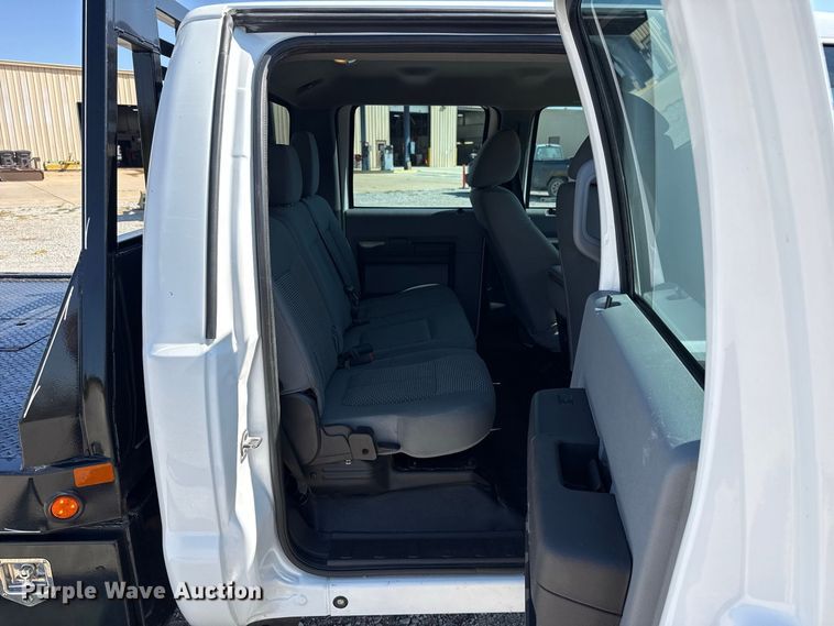 image for item FC4301 2011 Ford F250 Super Duty Crew Cab flatbed pickup truck