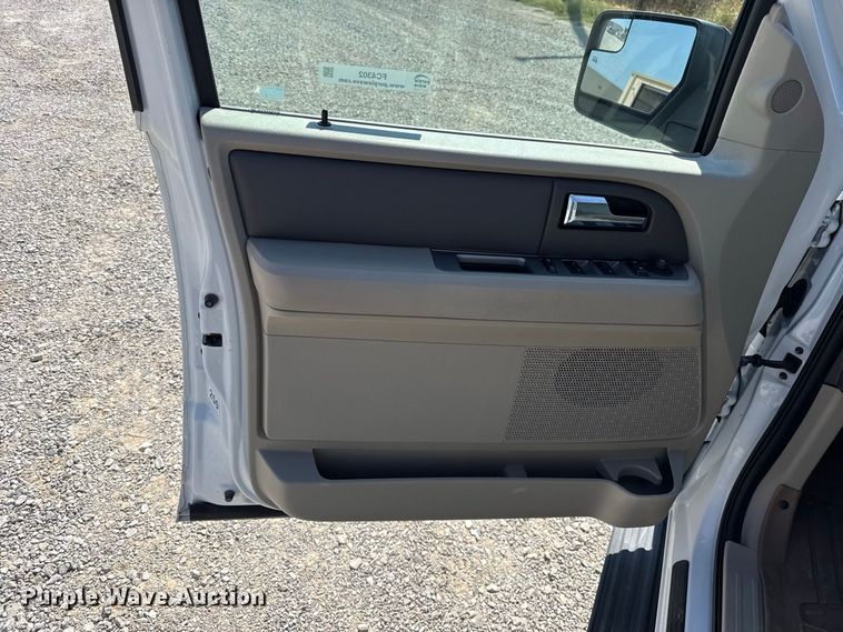 image for item FC4302 2012 Ford Expedition SUV