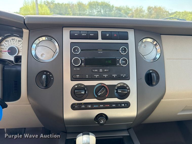 image for item FC4302 2012 Ford Expedition SUV