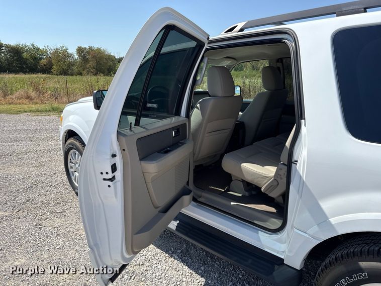 image for item FC4302 2012 Ford Expedition SUV