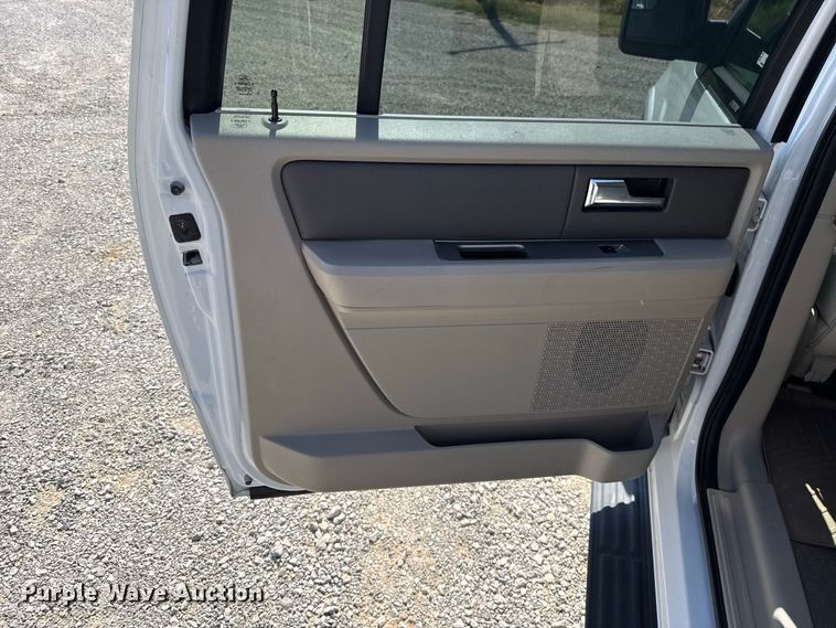 image for item FC4302 2012 Ford Expedition SUV