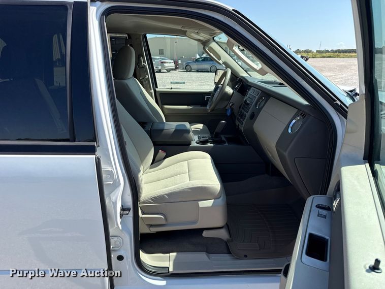 image for item FC4302 2012 Ford Expedition SUV