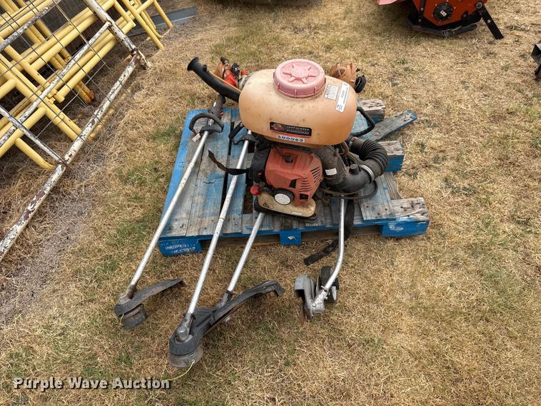 image for item FC4309 Lawn and garden tools