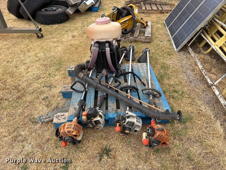 image for item FC4309 Lawn and garden tools