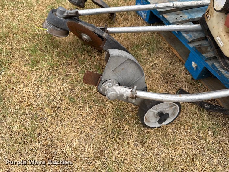 image for item FC4309 Lawn and garden tools