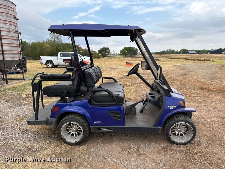 image for item FC4315 2009 Tomberlin E-Merge 400 golf cart