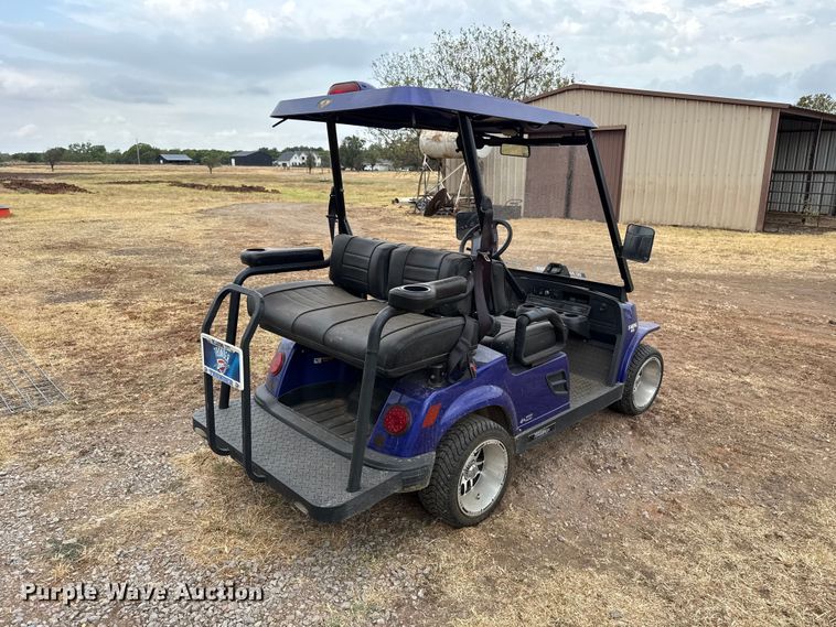 image for item FC4315 2009 Tomberlin E-Merge 400 golf cart