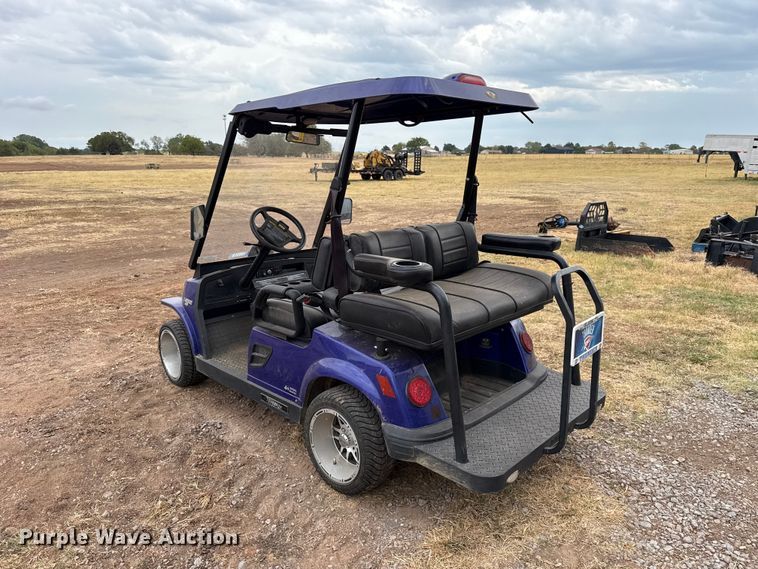 image for item FC4315 2009 Tomberlin E-Merge 400 golf cart