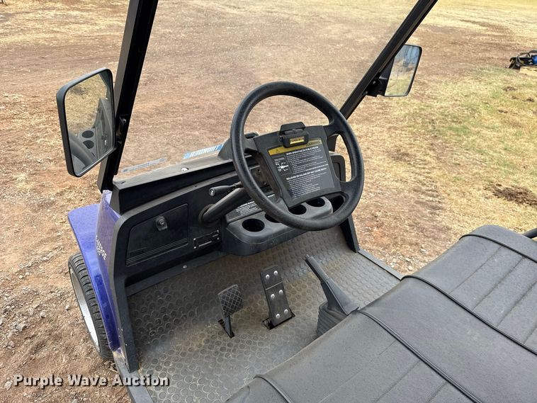 image for item FC4315 2009 Tomberlin E-Merge 400 golf cart