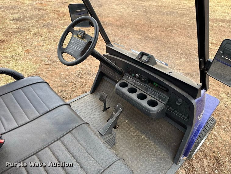 image for item FC4315 2009 Tomberlin E-Merge 400 golf cart