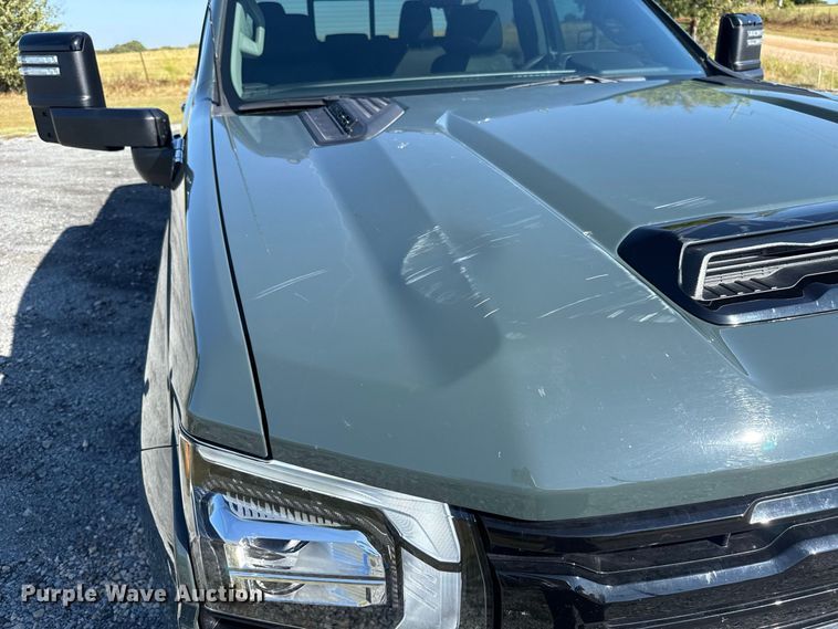 image for item FC4319 2025 Chevrolet Silverado 2500HD Crew Cab pickup truck