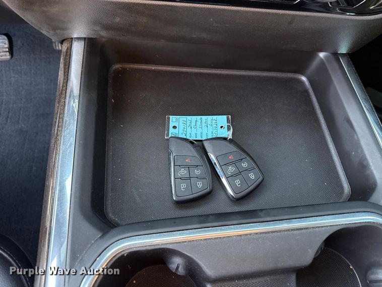 image for item FC4319 2025 Chevrolet Silverado 2500HD Crew Cab pickup truck