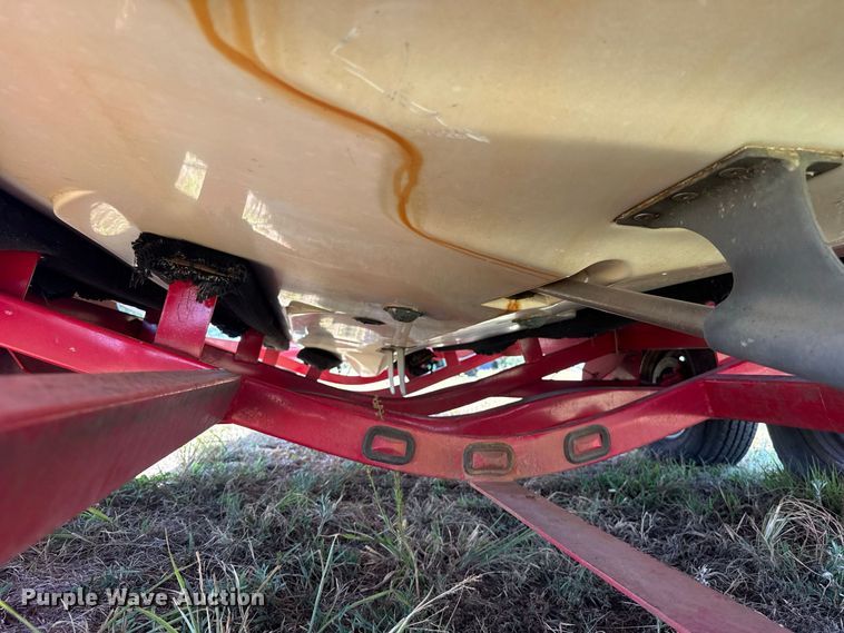 image for item FC4324 2005 Supra  Launch 21V boat