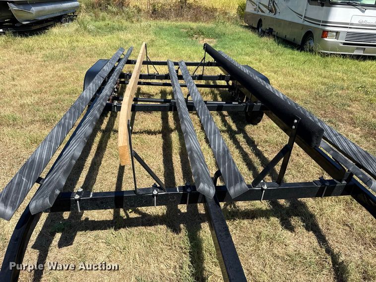 image for item FC4325 2018 Bear Trailer Mfg. Inc. tri-toon boat trailer