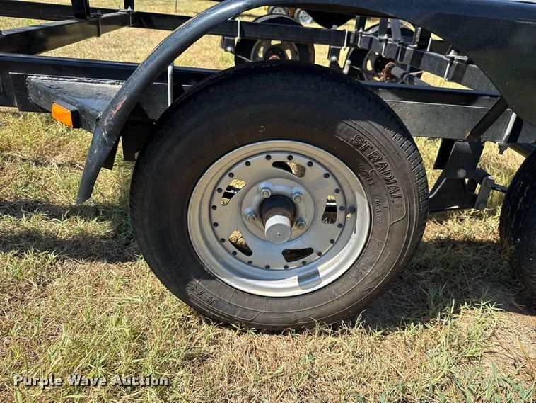 image for item FC4325 2018 Bear Trailer Mfg. Inc. tri-toon boat trailer