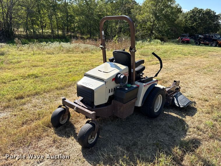 image for item FC4328 2025 Grasshopper 900D lawn mower