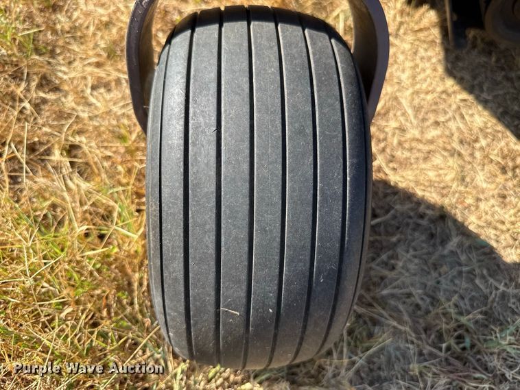 image for item FC4328 2025 Grasshopper 900D lawn mower