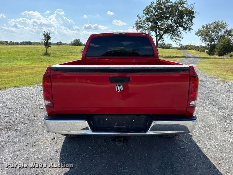 image for item FC4330 2006 Dodge Ram 2500 Crew Cab pickup truck