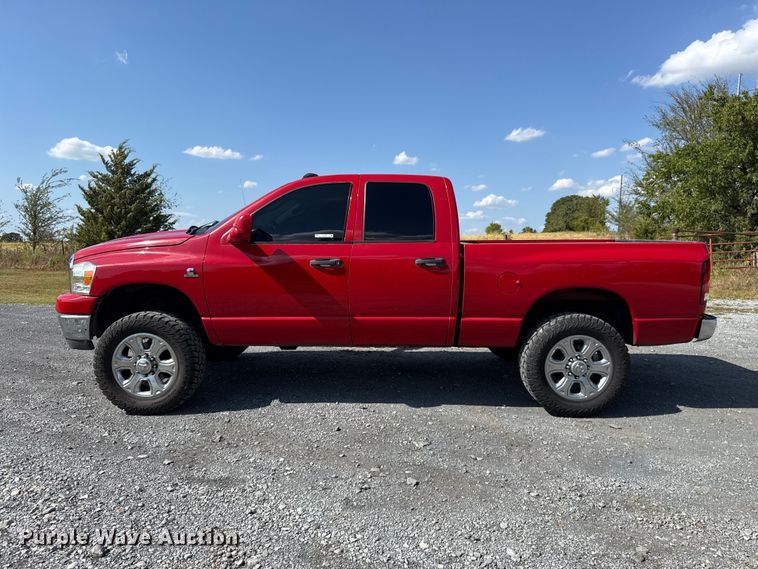 image for item FC4330 2006 Dodge Ram 2500 Crew Cab pickup truck