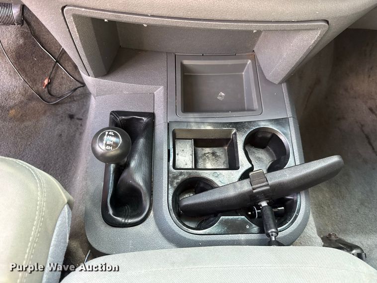 image for item FC4330 2006 Dodge Ram 2500 Crew Cab pickup truck