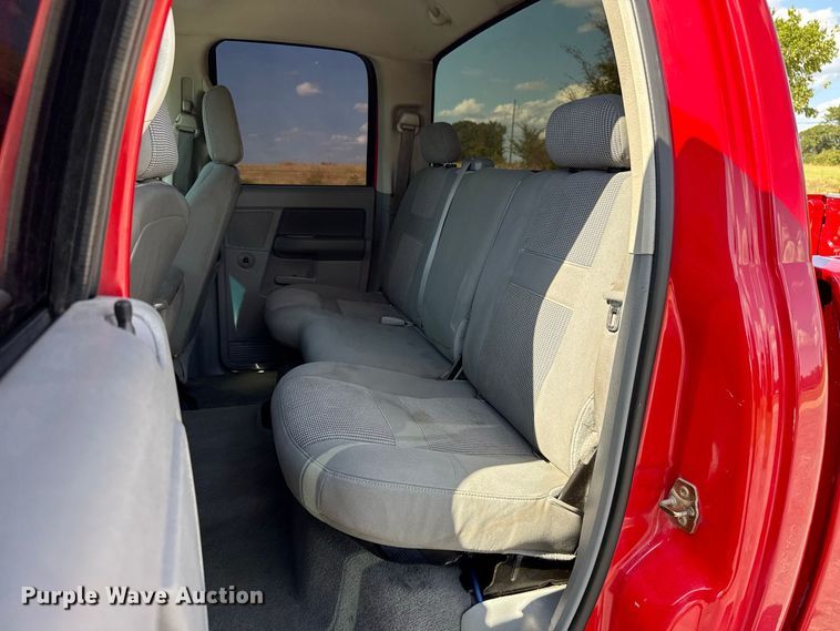 image for item FC4330 2006 Dodge Ram 2500 Crew Cab pickup truck