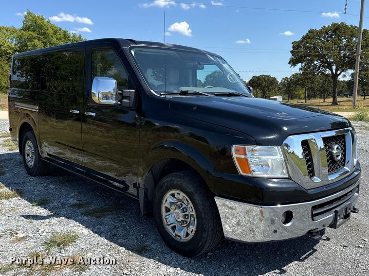 image for item FC4331 2016 Nissan NV3500 van