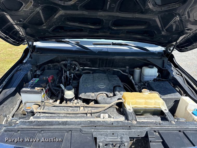 image for item FC4331 2016 Nissan NV3500 van