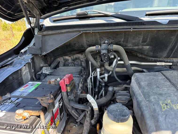 image for item FC4331 2016 Nissan NV3500 van