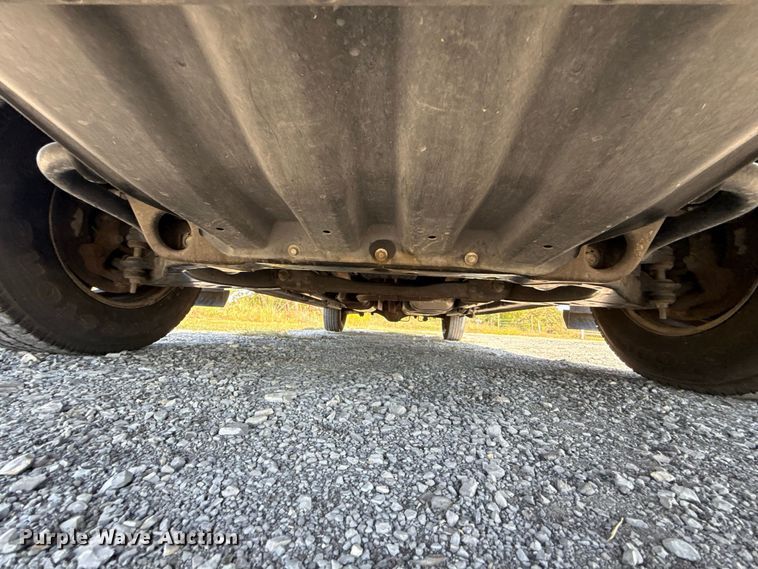 image for item FC4331 2016 Nissan NV3500 van