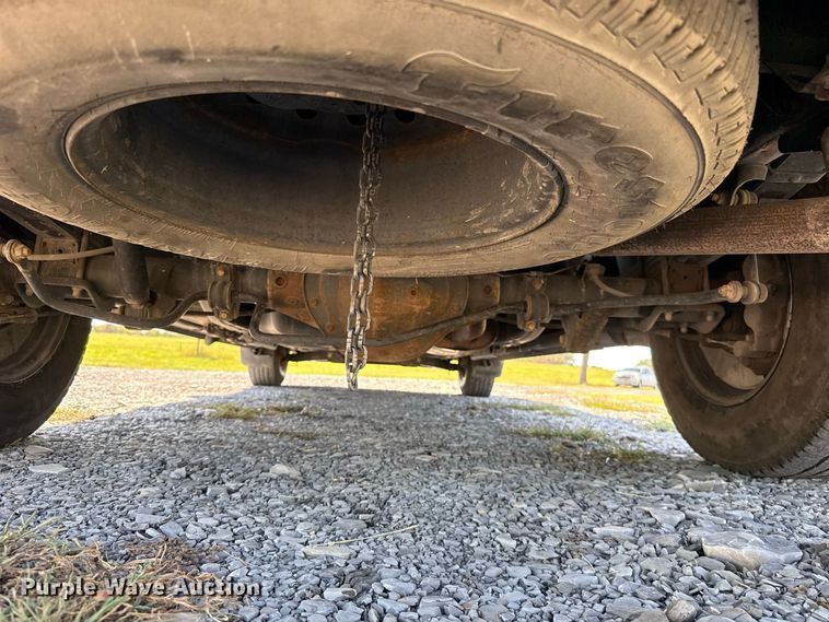 image for item FC4331 2016 Nissan NV3500 van