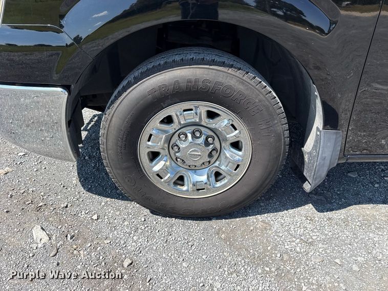 image for item FC4331 2016 Nissan NV3500 van