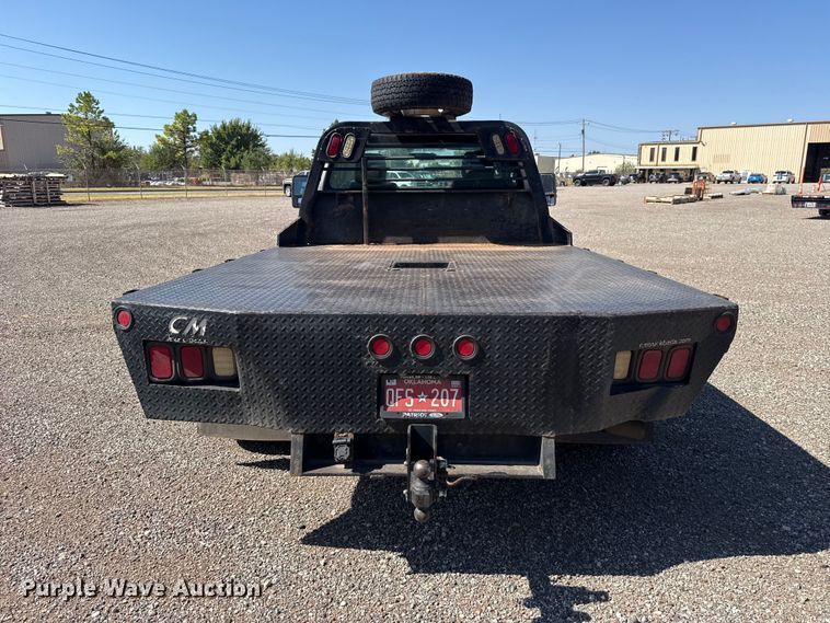 image for item FC4335 2012 Ford F350 Super Duty flatbed pickup truck
