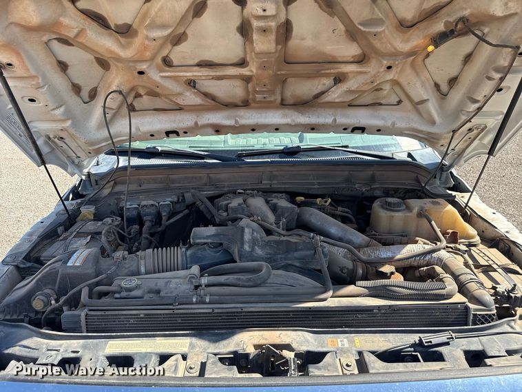 image for item FC4335 2012 Ford F350 Super Duty flatbed pickup truck