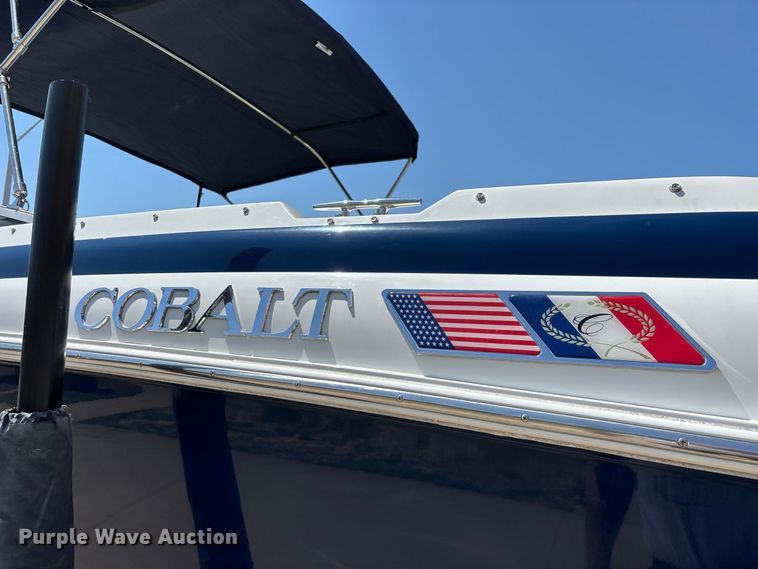 image for item FG0620 1997 Cobalt 252 boat
