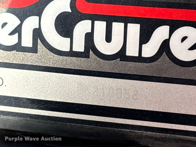 image for item FG0620 1997 Cobalt 252 boat