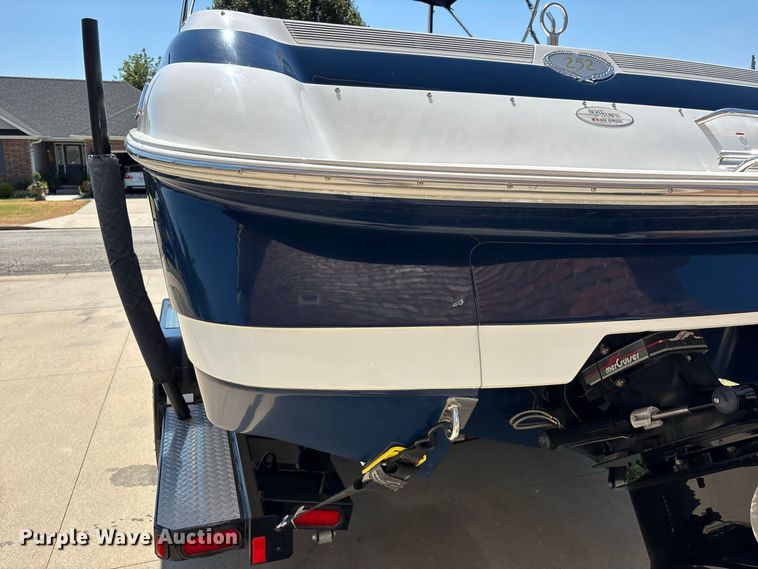 image for item FG0620 1997 Cobalt 252 boat