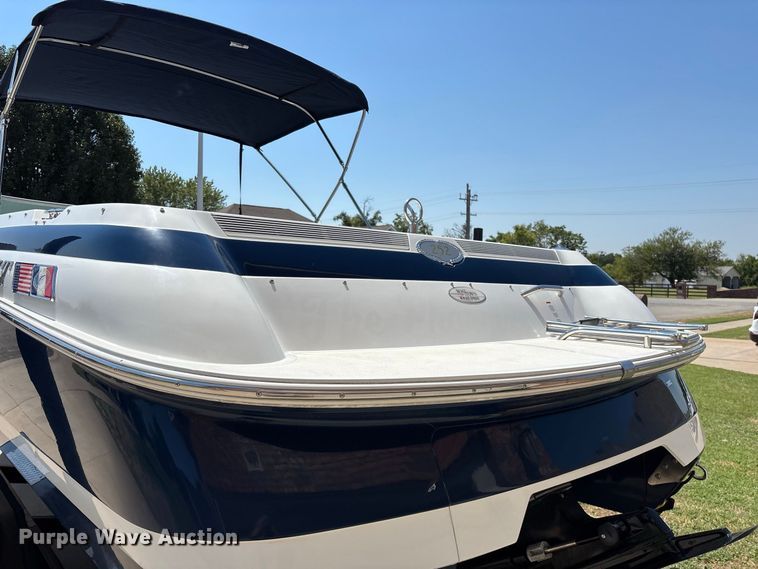 image for item FG0620 1997 Cobalt 252 boat