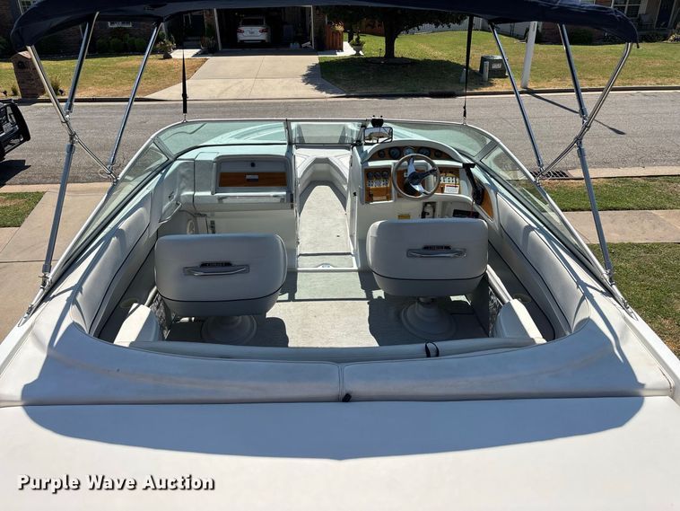 image for item FG0620 1997 Cobalt 252 boat