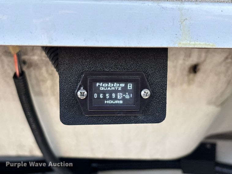 image for item FG0620 1997 Cobalt 252 boat