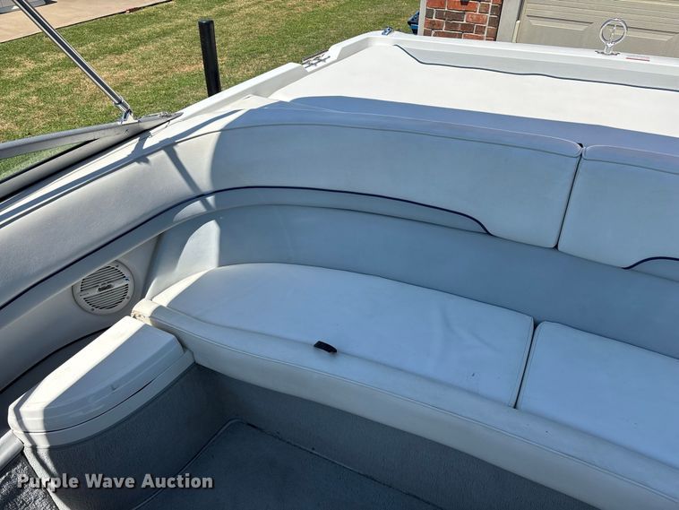 image for item FG0620 1997 Cobalt 252 boat