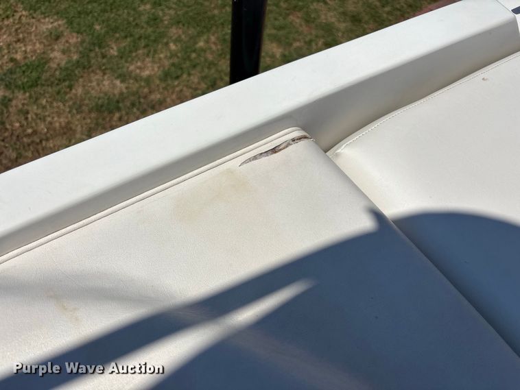 image for item FG0620 1997 Cobalt 252 boat