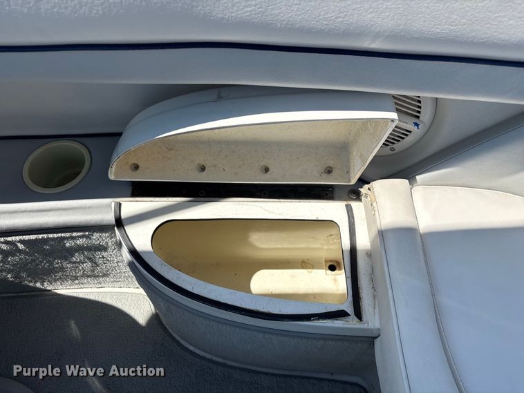 image for item FG0620 1997 Cobalt 252 boat