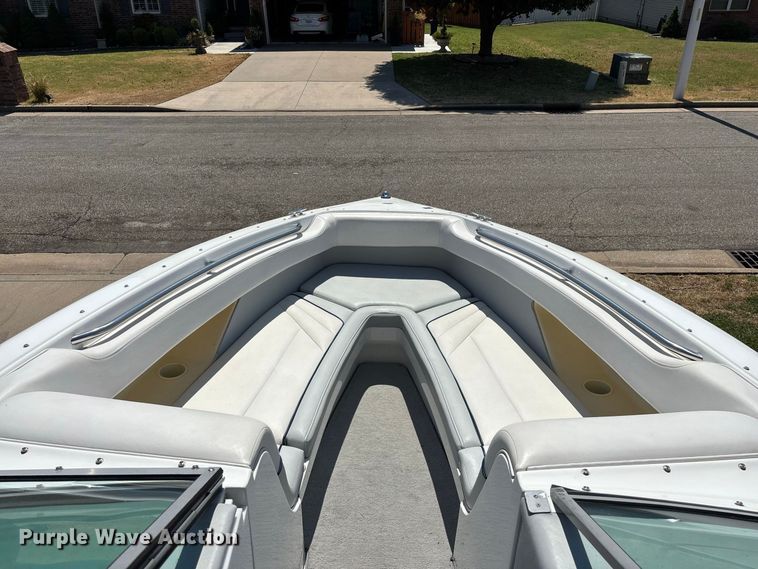 image for item FG0620 1997 Cobalt 252 boat
