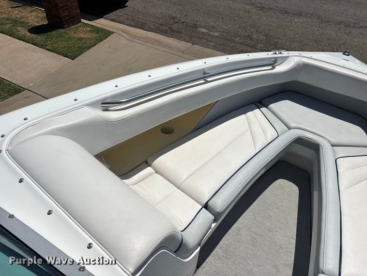 image for item FG0620 1997 Cobalt 252 boat