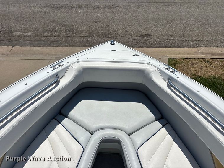 image for item FG0620 1997 Cobalt 252 boat