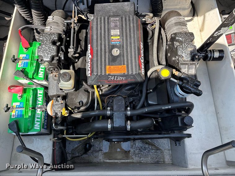 image for item FG0620 1997 Cobalt 252 boat