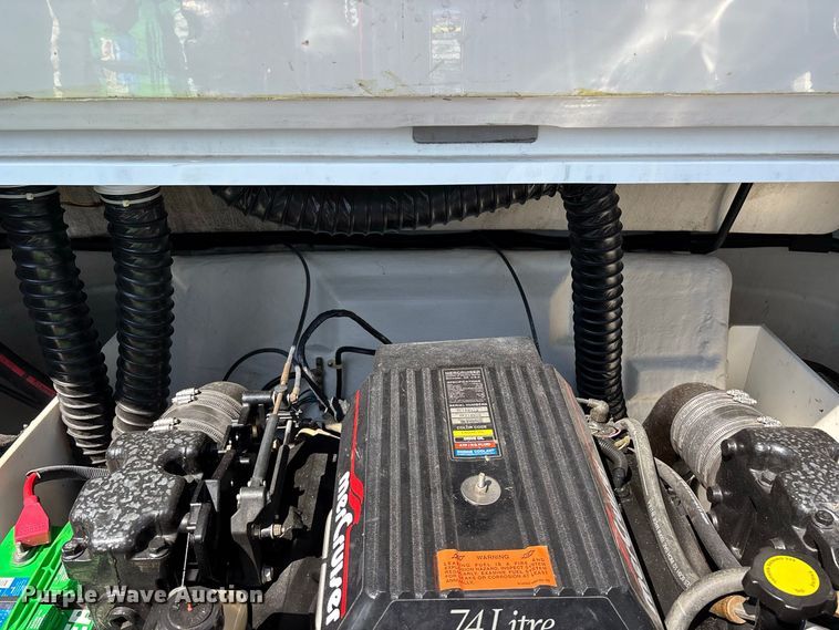 image for item FG0620 1997 Cobalt 252 boat