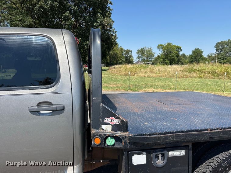 image for item FG0621 2013 GMC Sierra 3500 SLE Crew Cab flatbed pickup truck