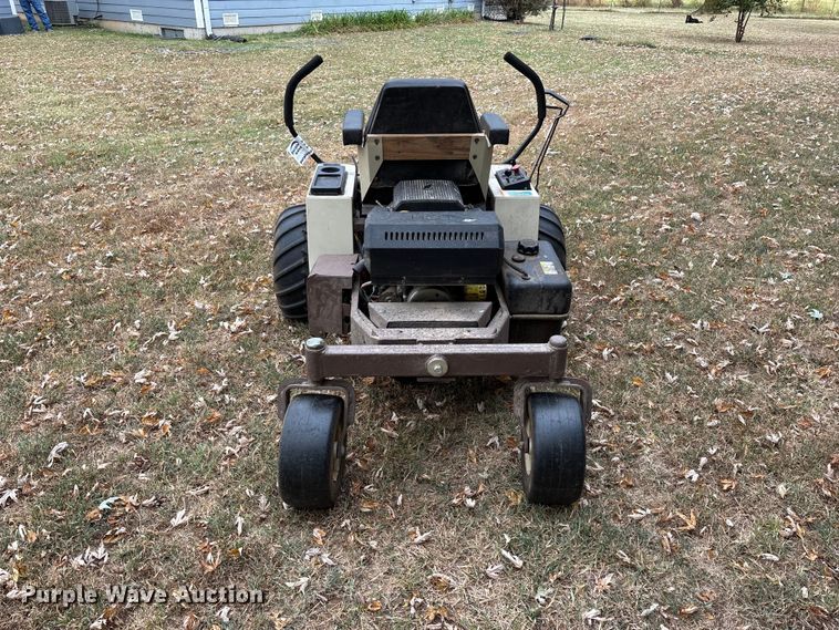image for item FG0664 2000 Grasshopper 618 ZTR lawn mower