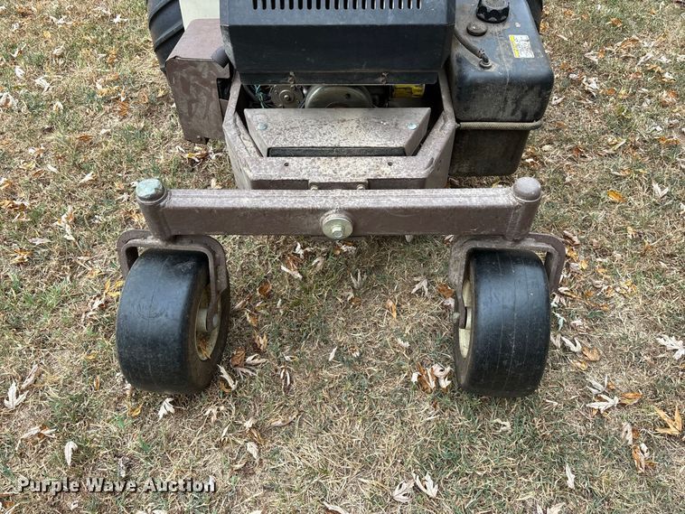 image for item FG0664 2000 Grasshopper 618 ZTR lawn mower